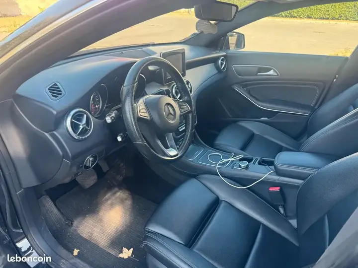 Mercedes-Benz Cla 200 2017 photo 3