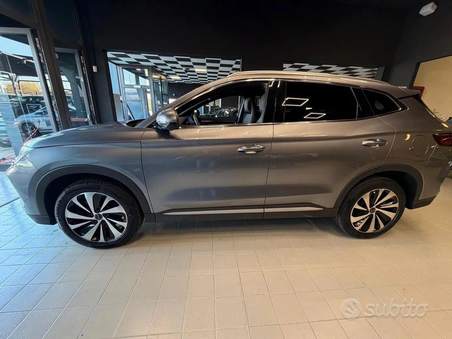 BYD Seal U 2025 photo 4