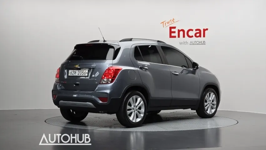 Chevrolet Trax 2018 photo 2