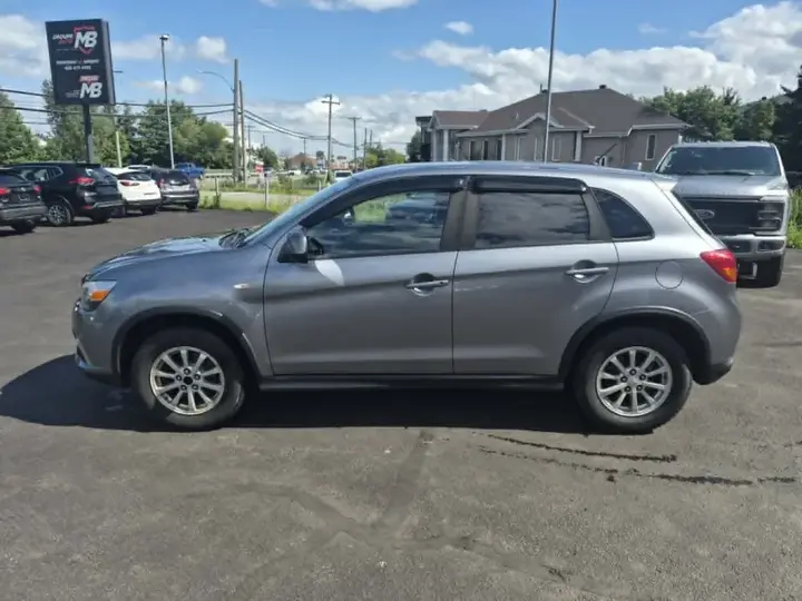 Mitsubishi Rvr 2016 photo 2