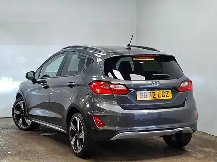 Ford Fiesta 2022 photo 2