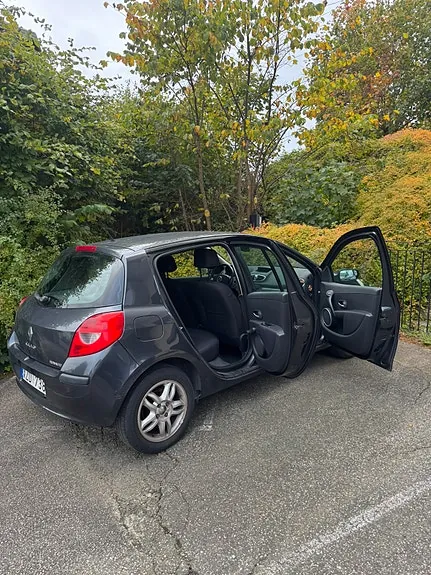 Renault Clio 2006 photo 5