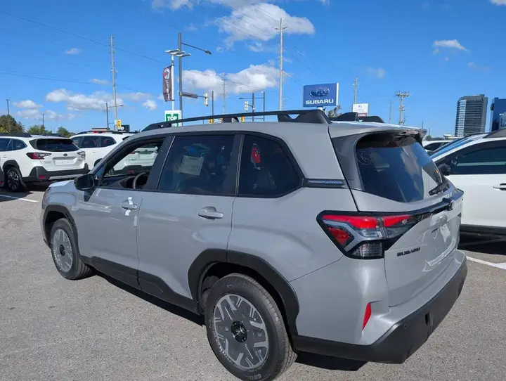 Subaru Forester 2026 photo 2