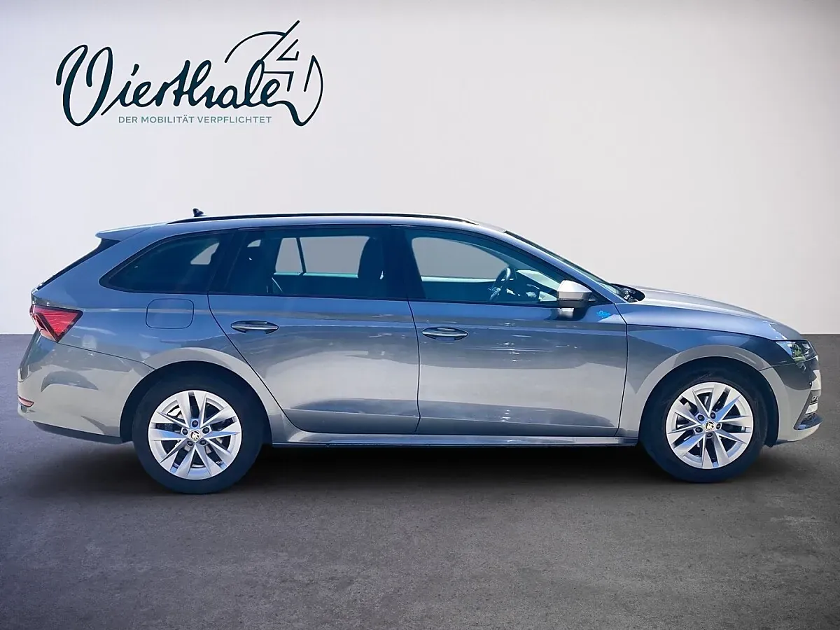 Skoda Octavia 2023 photo 3