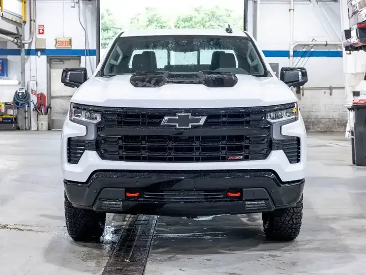 Chevrolet Silverado 1500 2026 photo 2