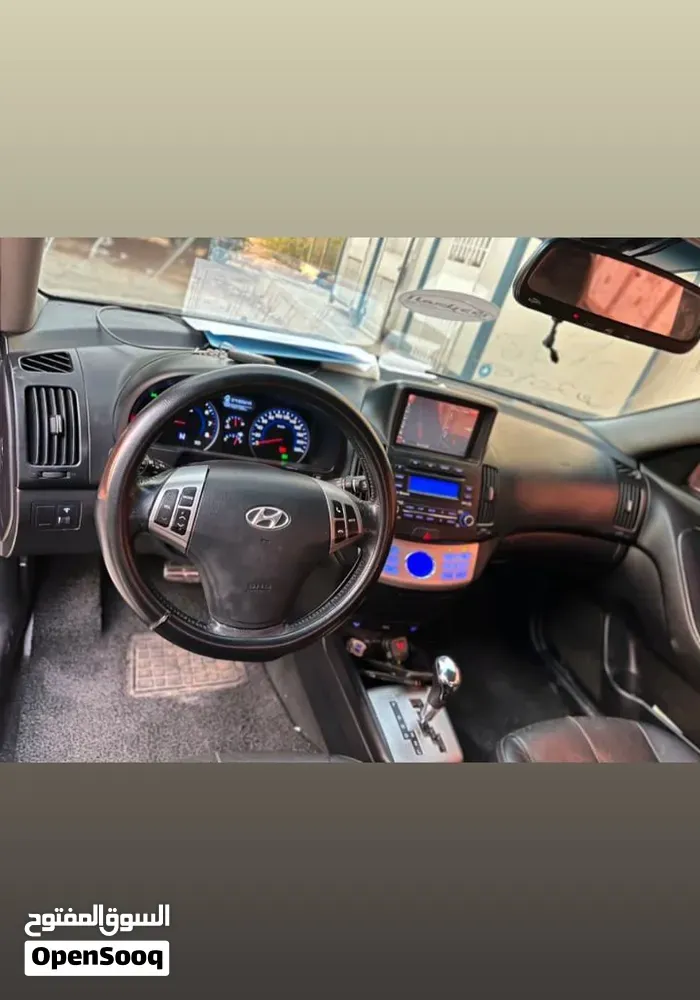 Hyundai Avante 2010 photo 3