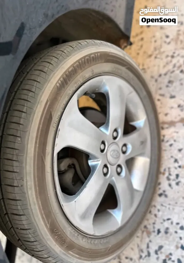 Hyundai Avante 2010 photo 4