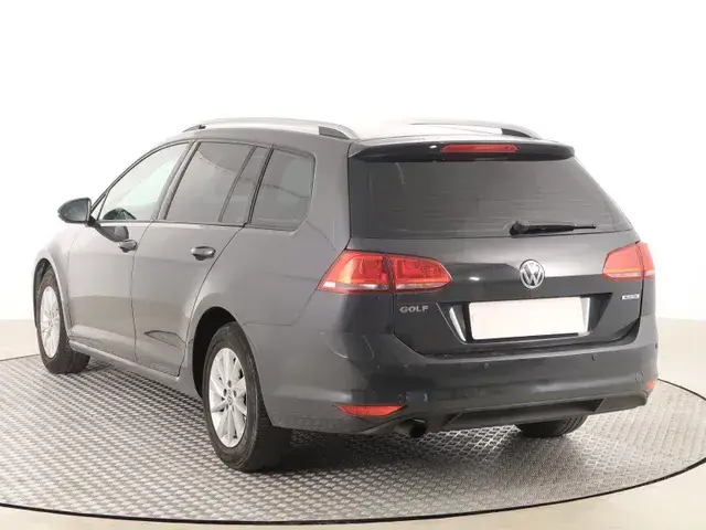 Volkswagen Golf Variant 2015 photo 3