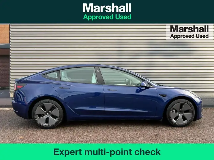 Tesla Model 3 2021 photo 2