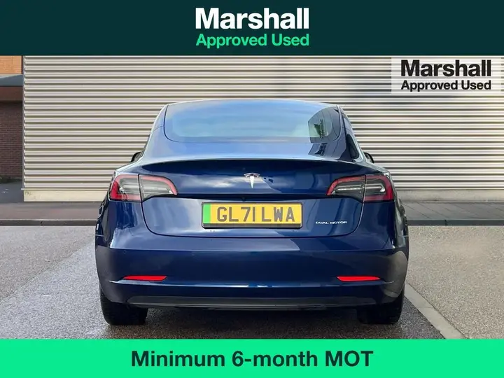 Tesla Model 3 2021 photo 4