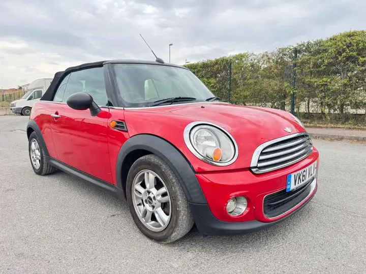 Mini Convertible 2011 photo 5