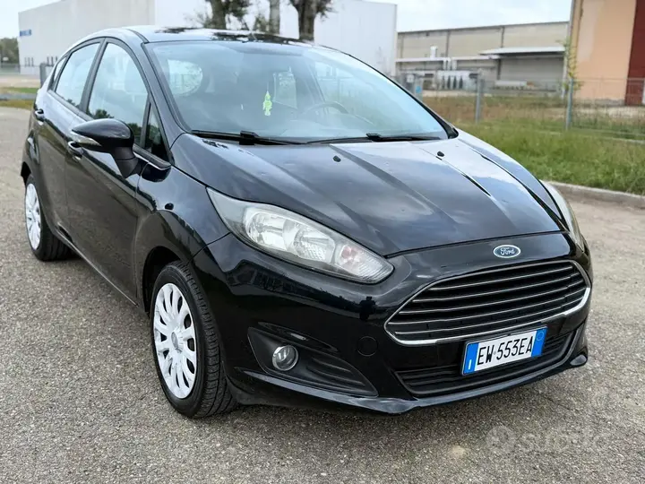 Ford Fiesta 2014 photo 3