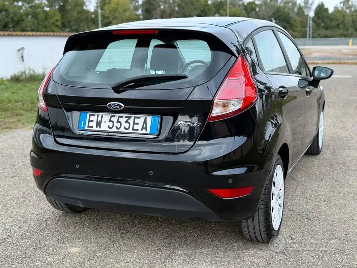 Ford Fiesta 2014 photo 5