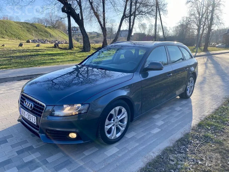 Audi A4 2008 photo 2