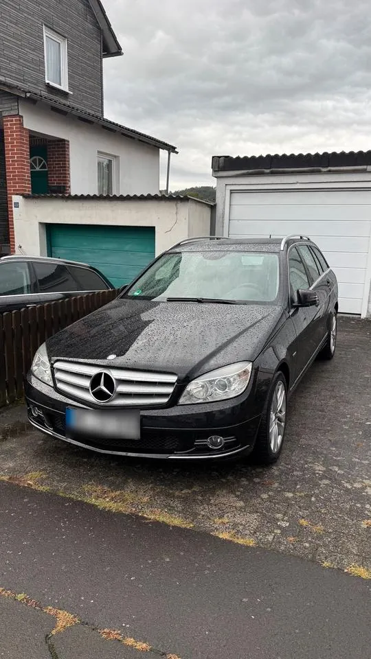 Mercedes-Benz C180