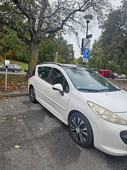 Peugeot 207 Sw 2008 photo 3
