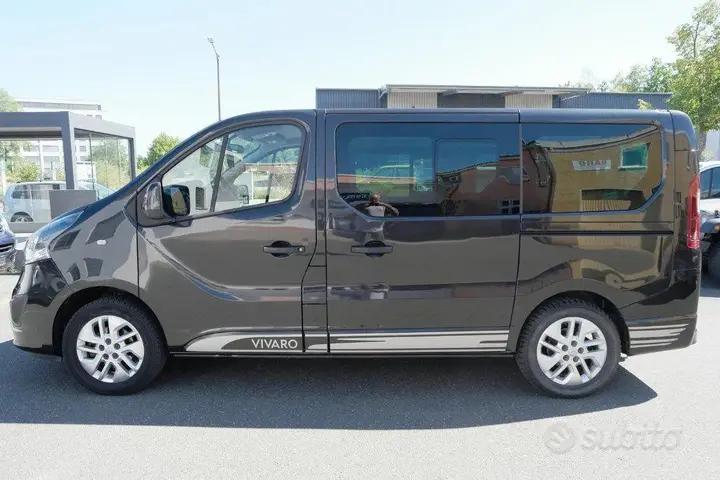 Opel Vivaro 2017 photo 2