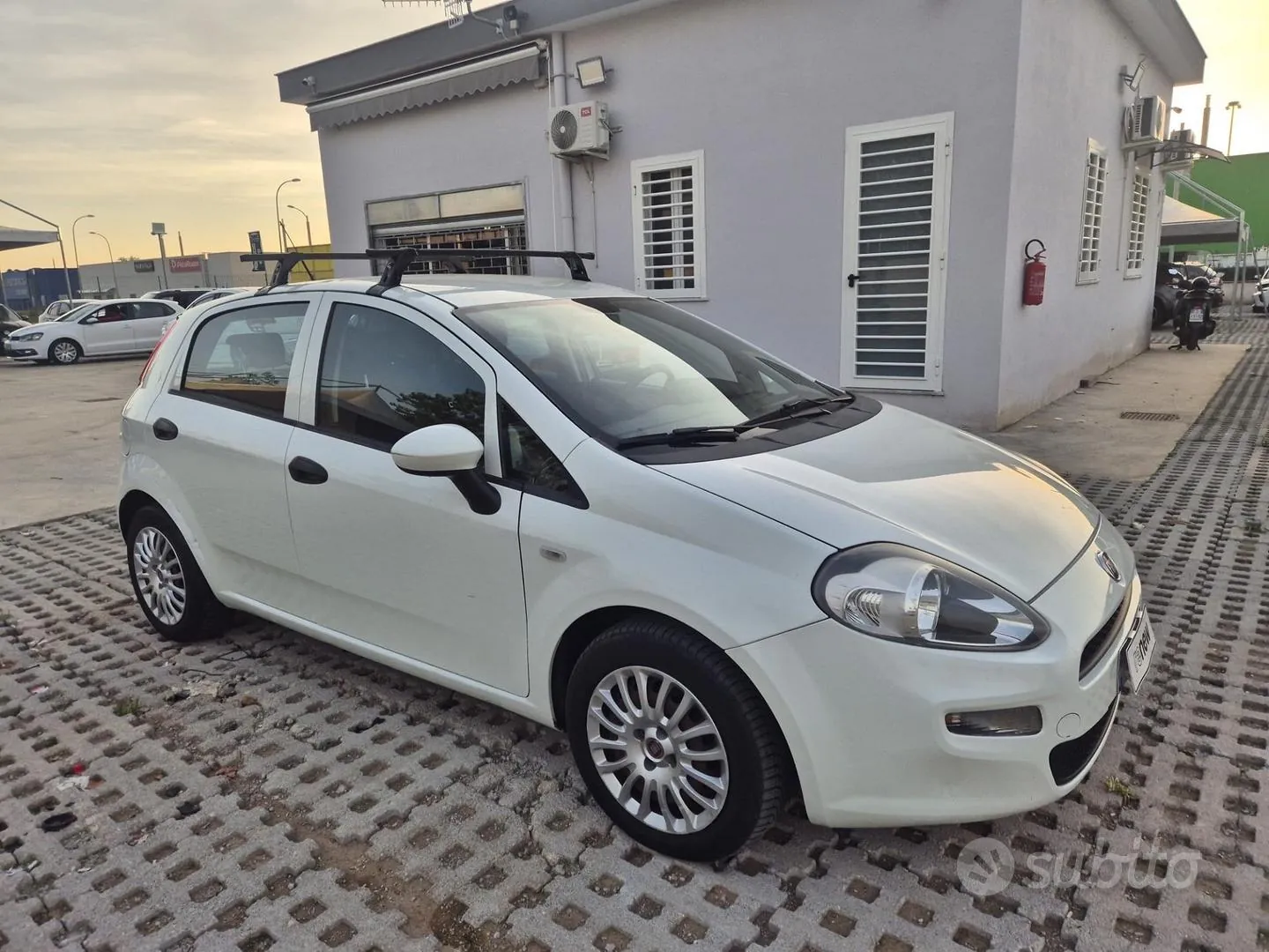 Fiat Punto 2015 photo 3