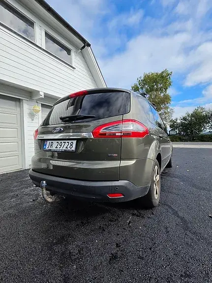Ford S-Max 2012 photo 5