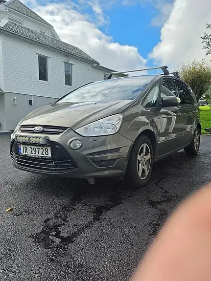 Ford S-Max