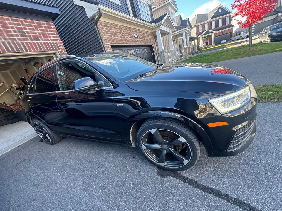 Audi Q3 2016 photo 2