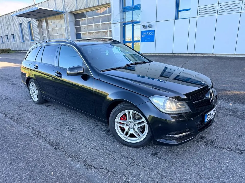 Mercedes-Benz W204