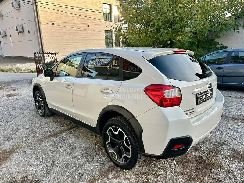 Subaru Xv 2015 photo 5