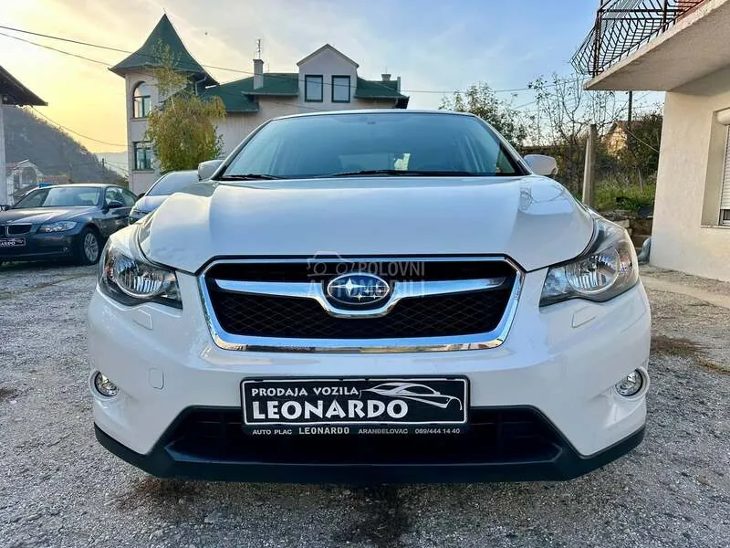 Subaru Xv 2015 photo 2