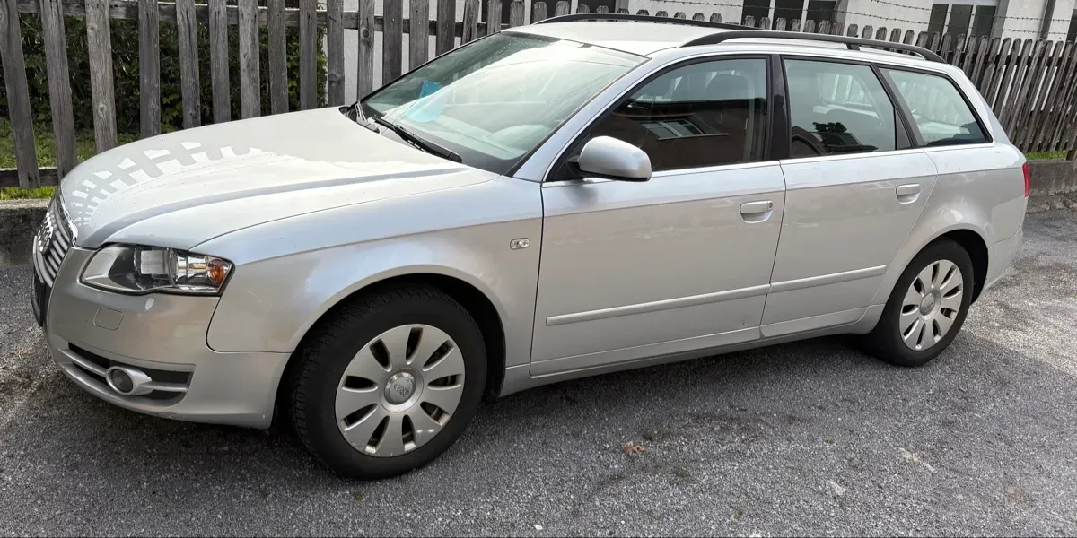 Audi A4 2005 photo 2