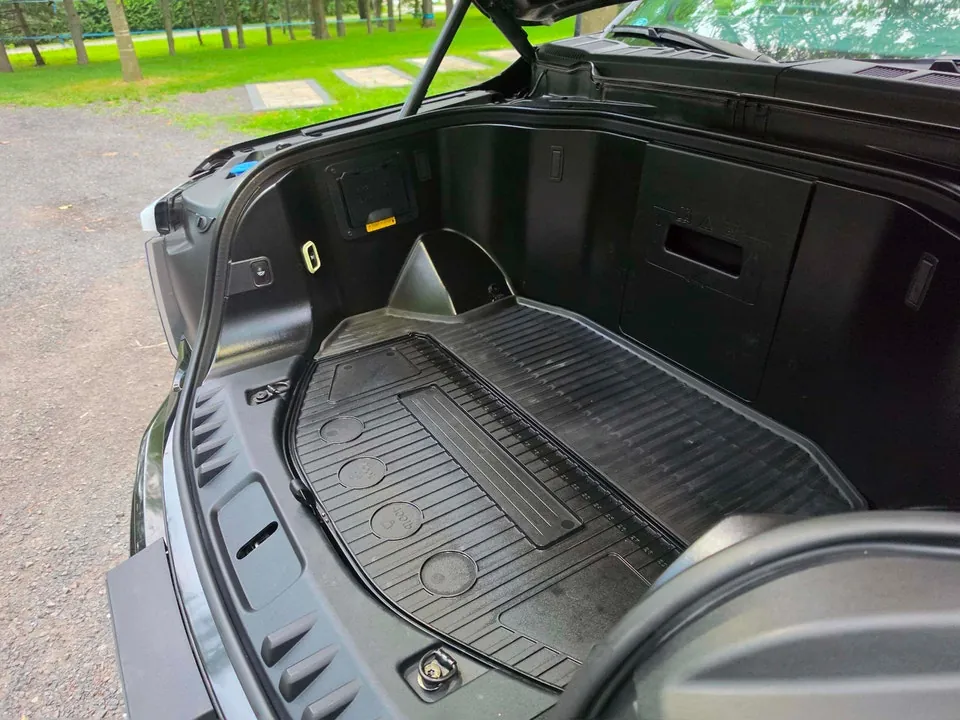 Ford F-150 Lightning 2023 photo 5