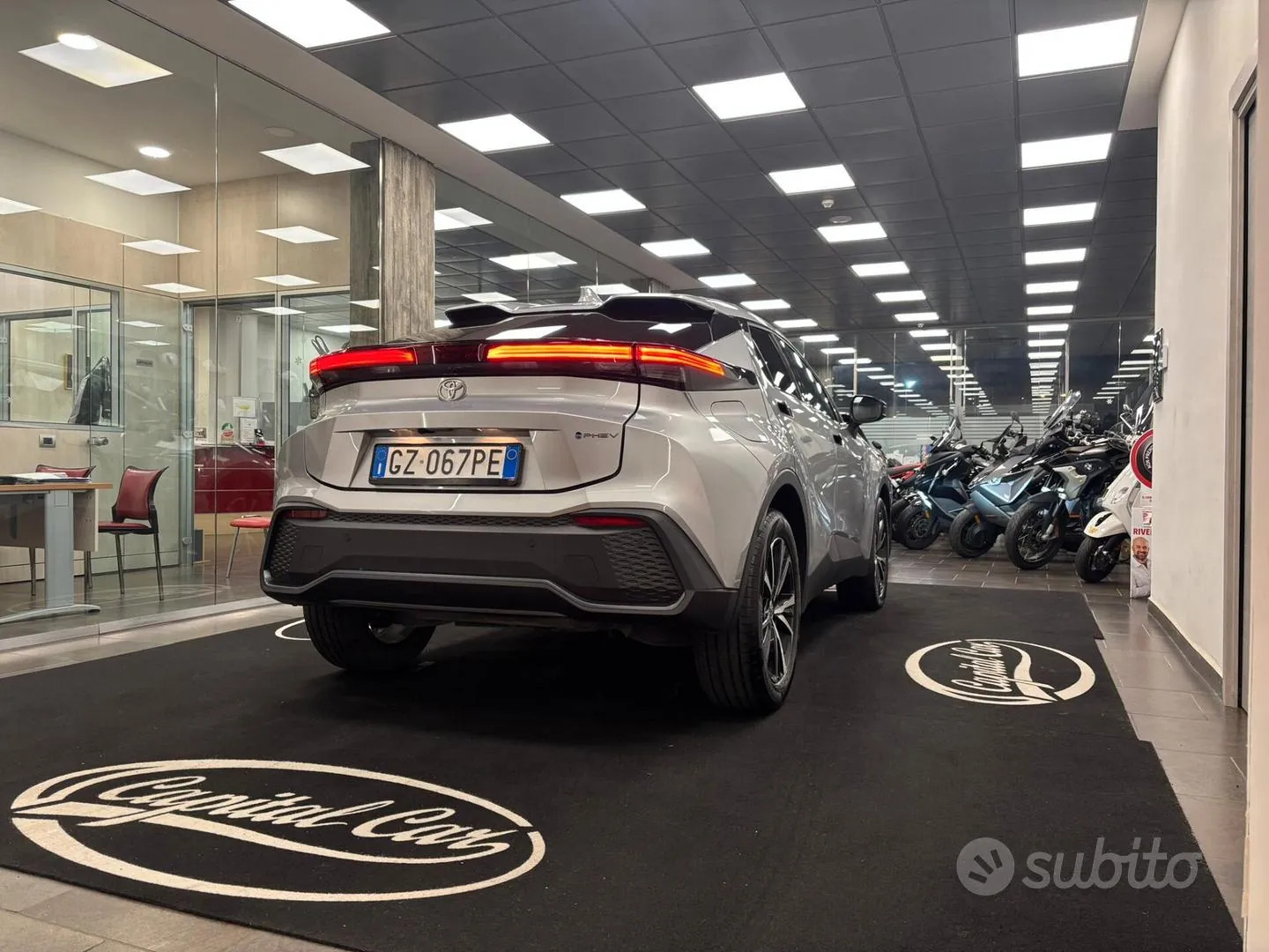 Toyota C-Hr 2025 photo 4
