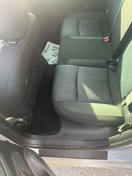 Citroen C4 2011 photo 2