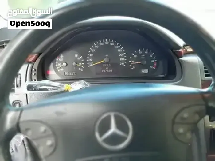 Mercedes-Benz E-Class 2001 photo 4