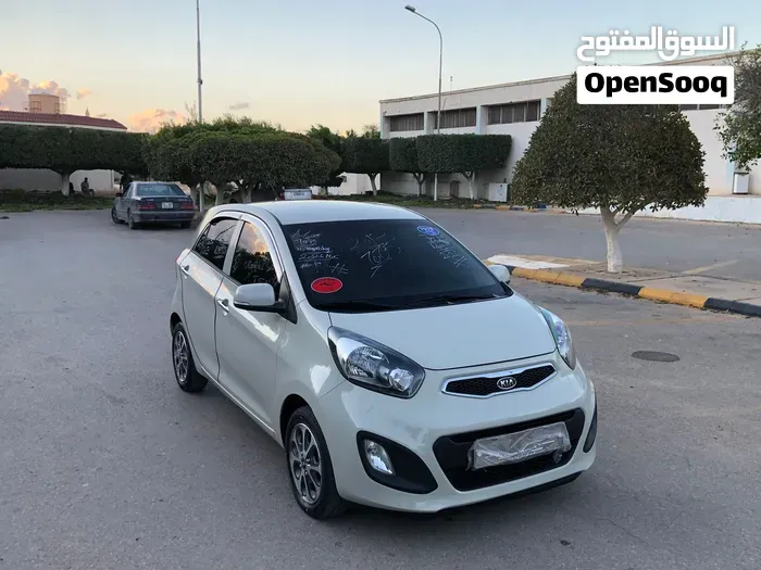 Kia Picanto 2012 photo 3