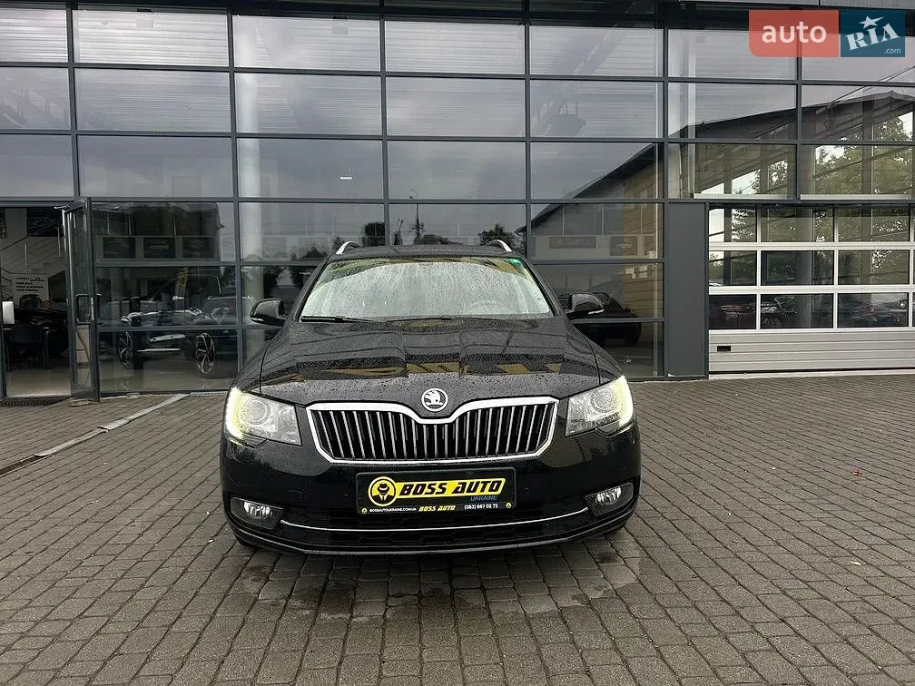Skoda Superb 2015 photo 2