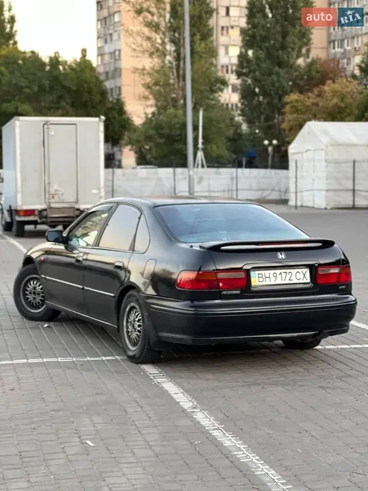 Honda Accord 2001 photo 4