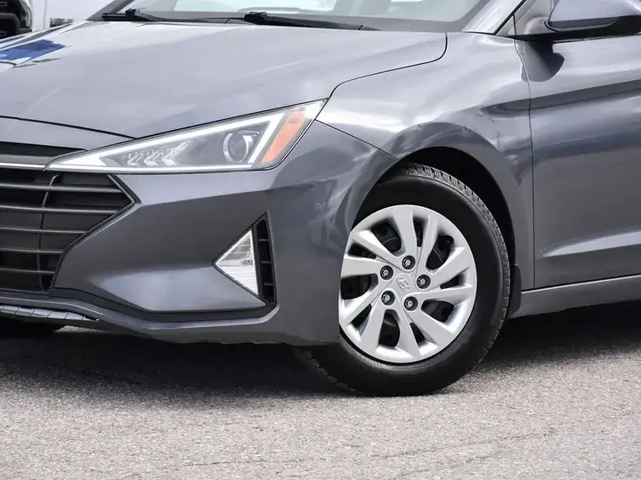 Hyundai Elantra 2019 photo 2