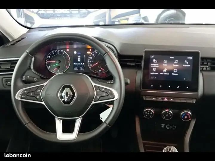 Renault Clio 2023 photo 3