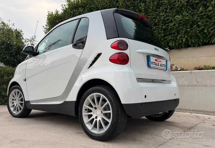 Smart Fortwo 2009 photo 4