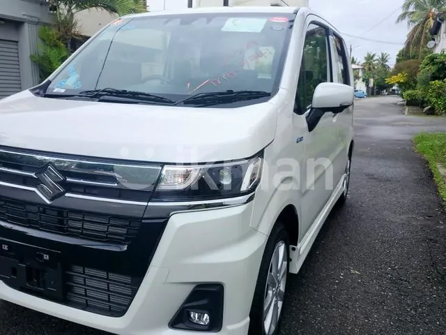 Suzuki Wagon R 2025 photo 3