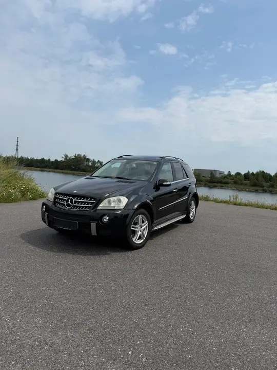 Mercedes-Benz M-Class 2008 photo 2