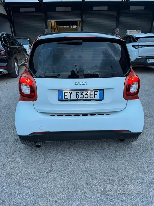 Smart Fortwo 2015 photo 2