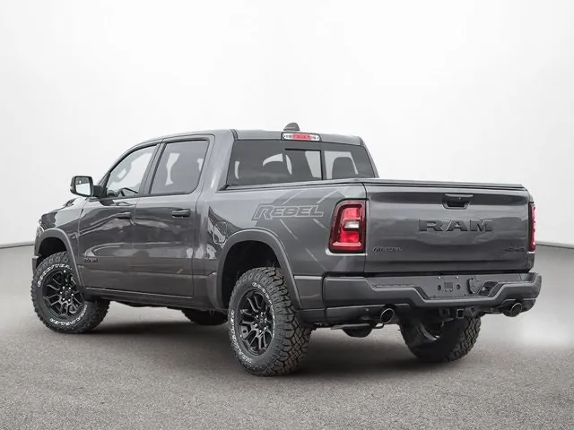 Ram 1500 Rebel Crew 4X4 Nav Heated Seats & Steering 2027 photo 4