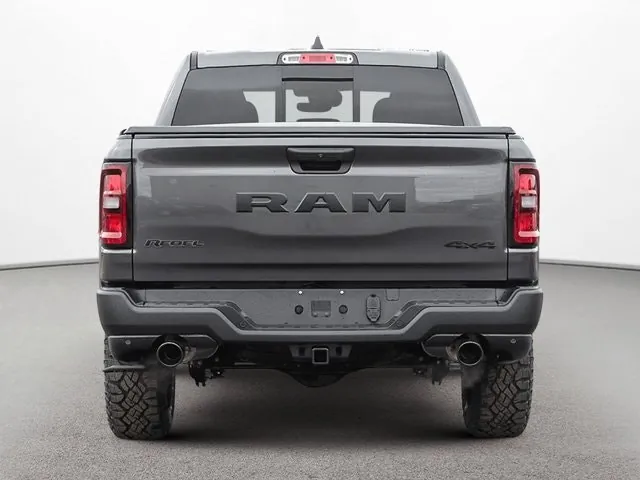 Ram 1500 Rebel Crew 4X4 Nav Heated Seats & Steering 2027 photo 5