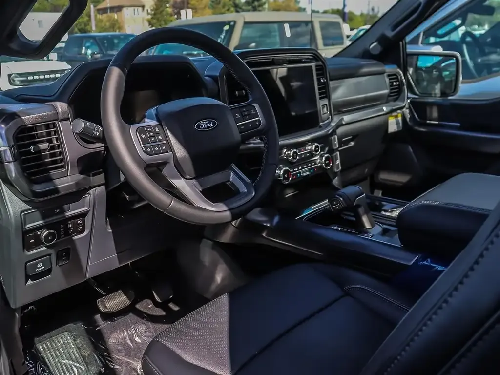 Ford F-150 2026 photo 2