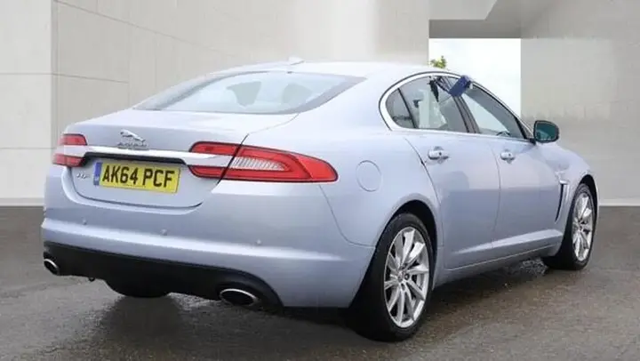 Jaguar Xf 2014 photo 4