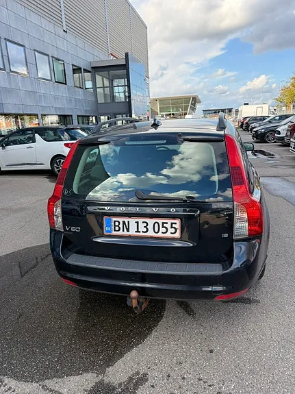 Volvo V50 2009 photo 2