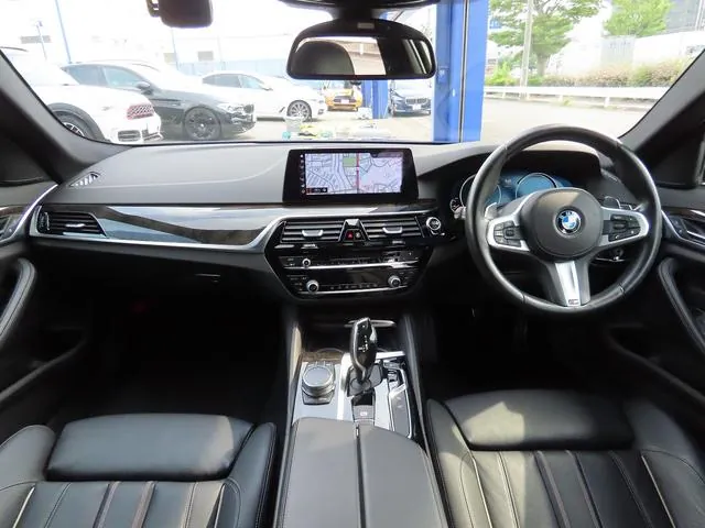 BMW 530I 2018 photo 3