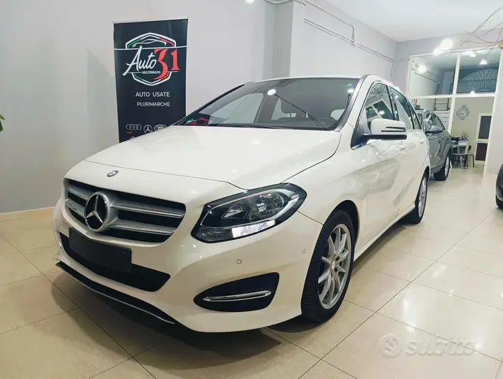 Mercedes-Benz B180