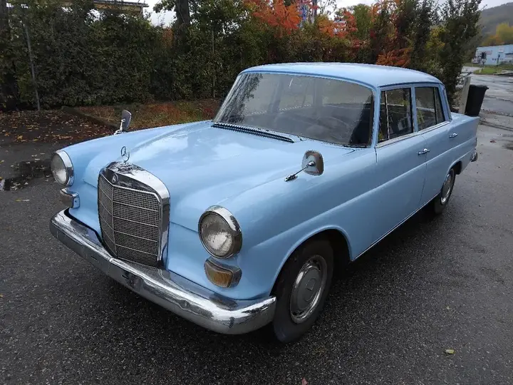 Mercedes-Benz Sonstige